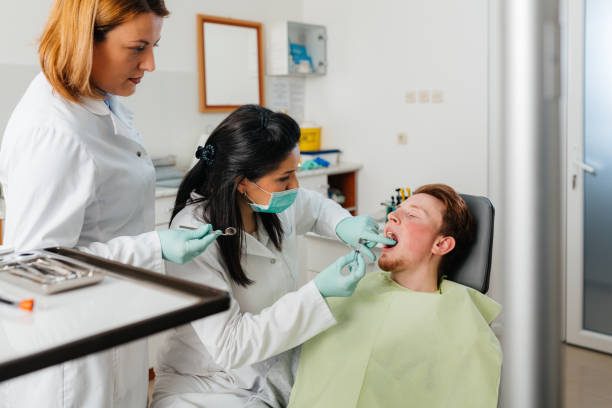 Best Tooth Infection Emergency Dentist  in Baldwin, FL