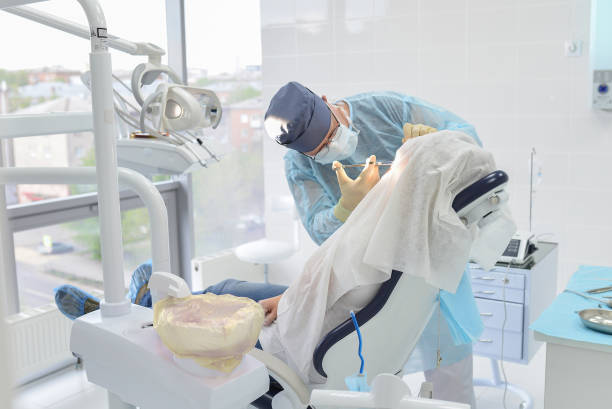 Best Cracked Tooth Emergency Dentist  in Baldwin, FL